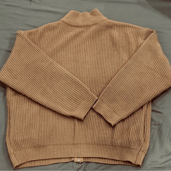 Women’s Medium Khaki/Tan Zip-Up Sweater - Picture 4 of 5